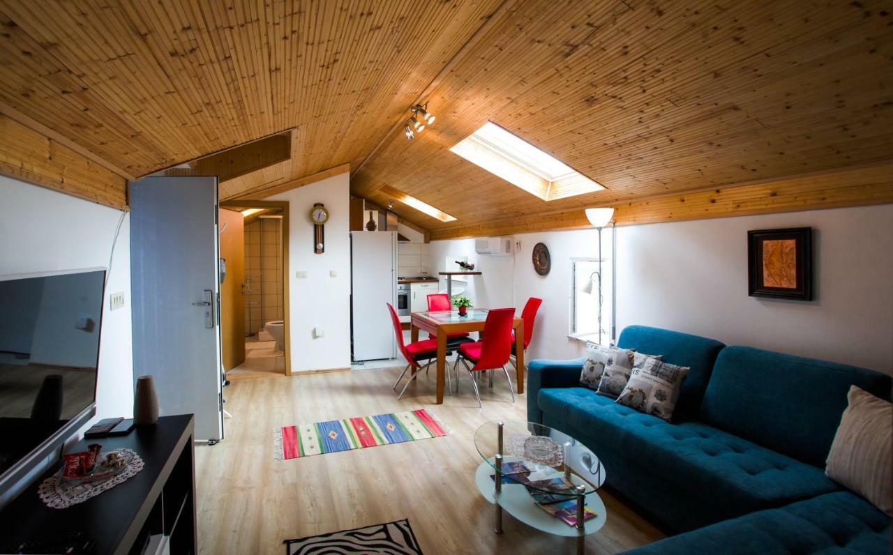 Holiday Homes Mirjana Moscenicka Draga Exterior photo